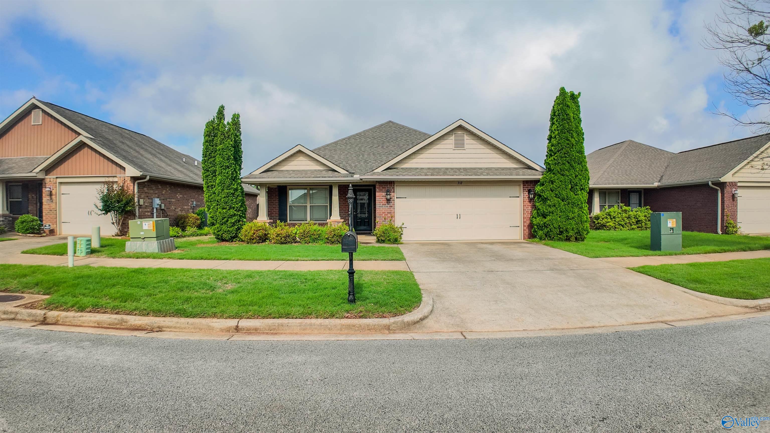 712 Willow Shoals Drive, Madison, Alabama image 2