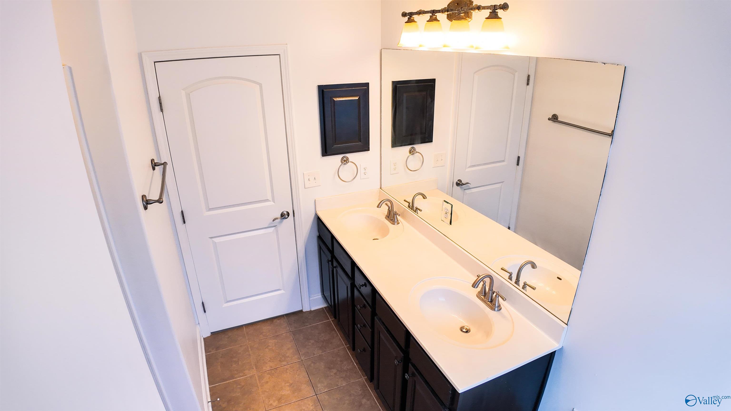 712 Willow Shoals Drive, Madison, Alabama image 19