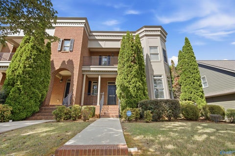 Townhouse For Sale - 6413 Lincoln Park Place<br/> Huntsville, AL 35806