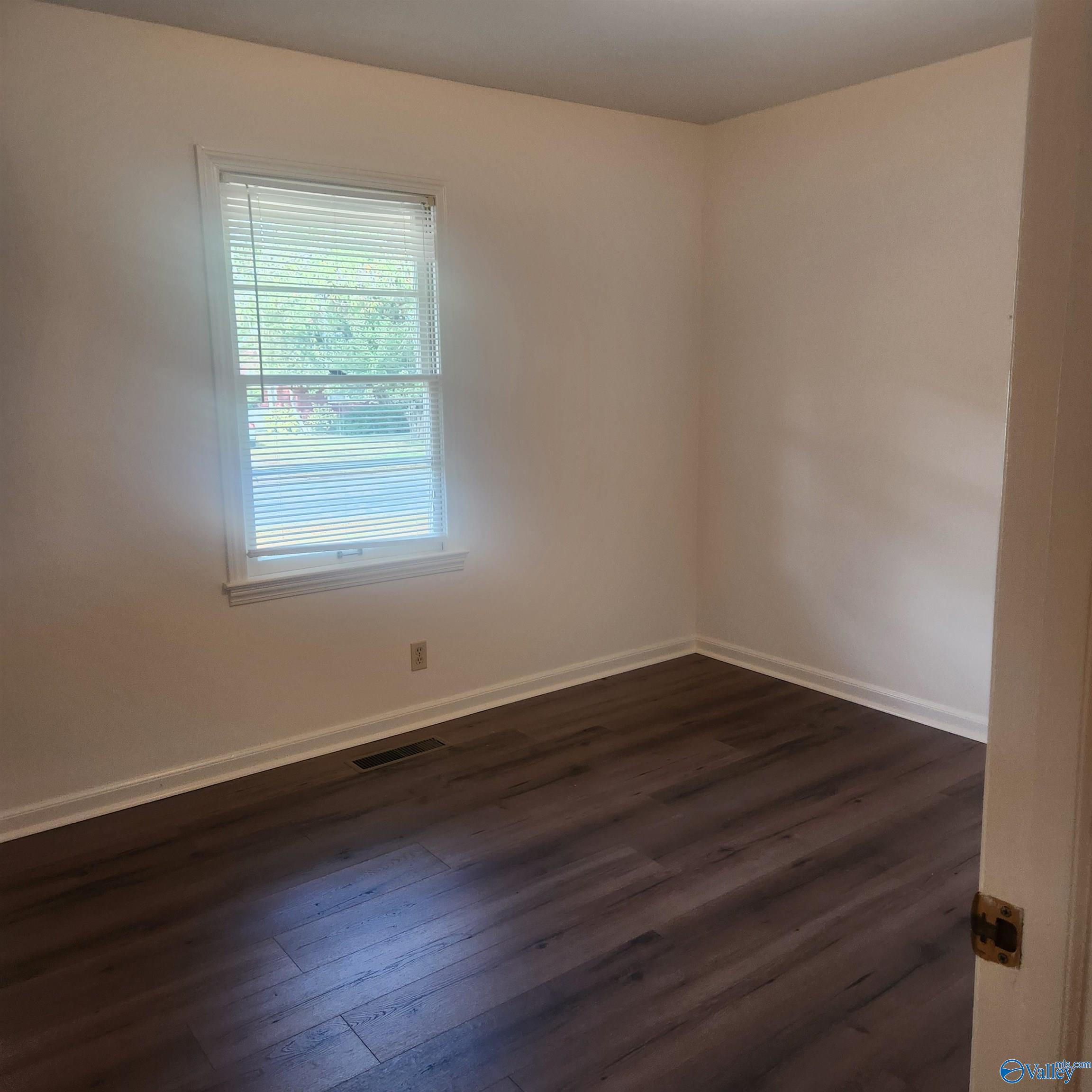 909 Carridale Street, Decatur, Alabama image 14