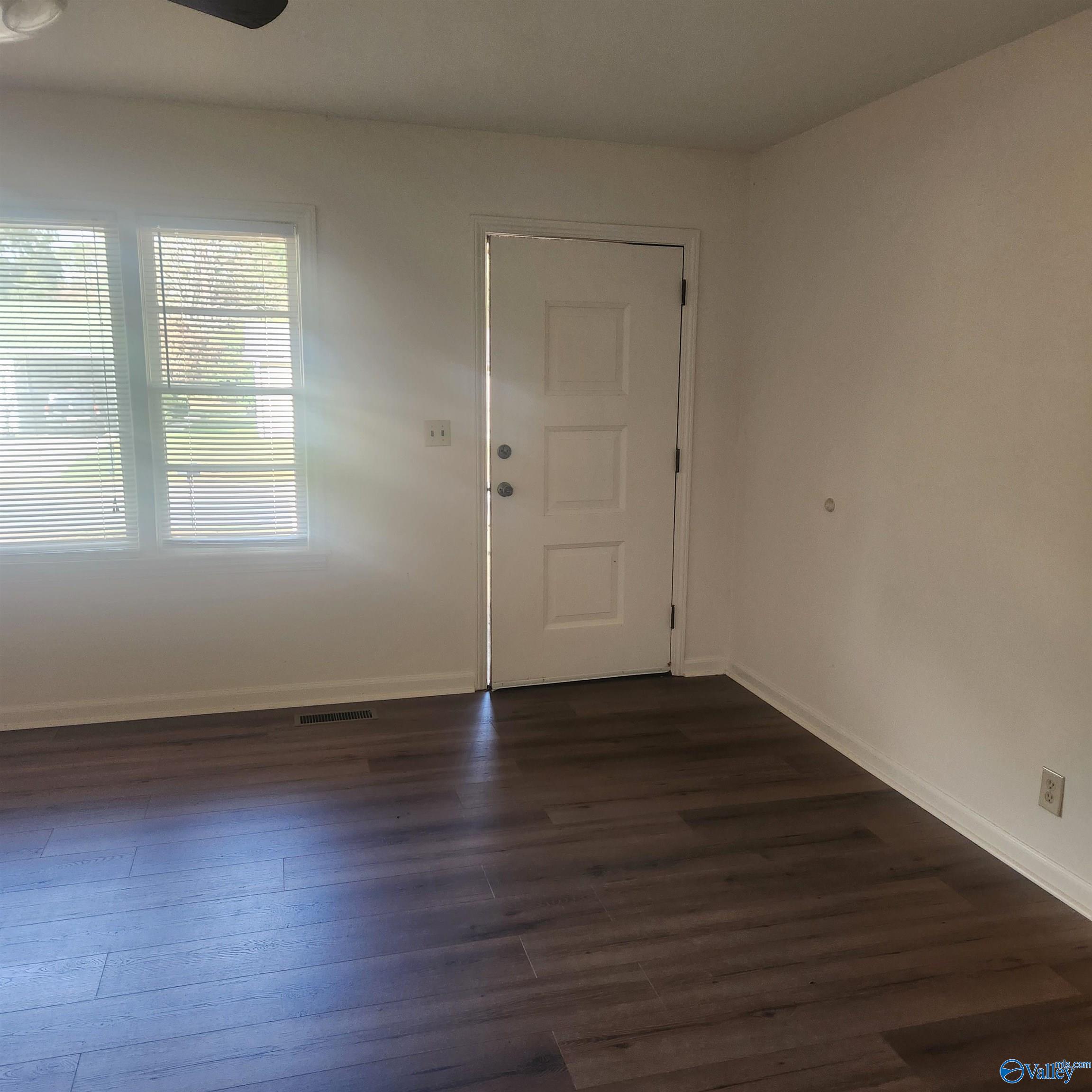 909 Carridale Street, Decatur, Alabama image 6