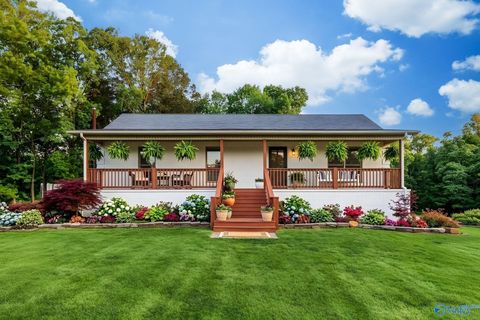 1094 Perkins Wood Road Hartselle AL 35640