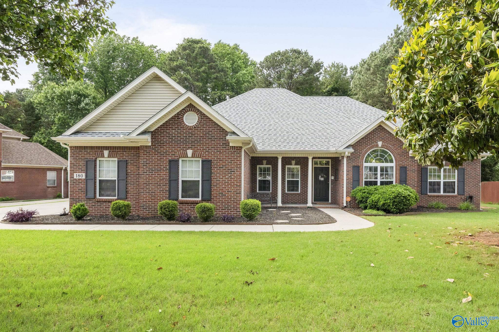 180 Coldsprings Drive, Harvest, Alabama image 1