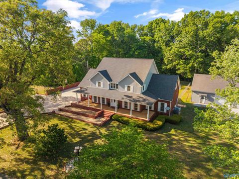 Homes For Sale - 13111 Brian Hill Road<br/> Madison, AL 35756