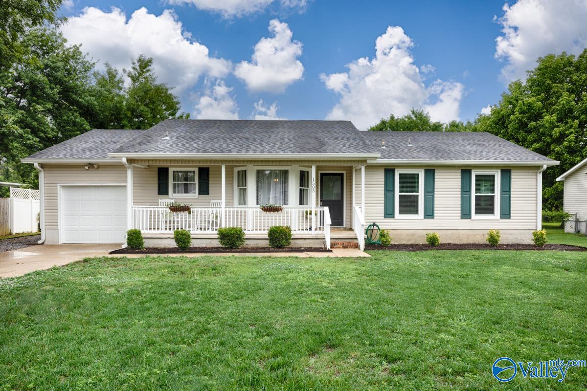1503 Cedarwood Circle, Huntsville, Alabama image 1