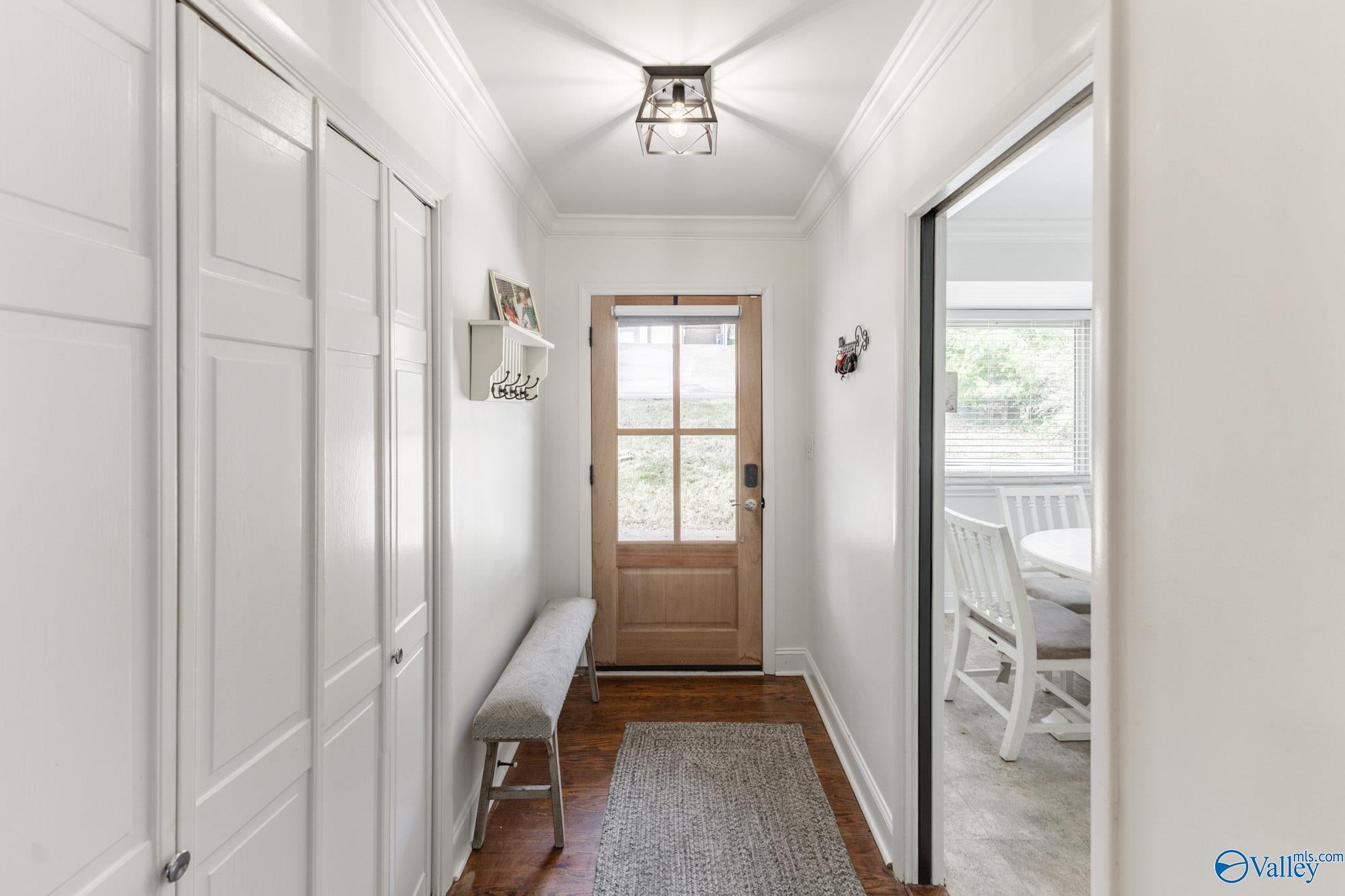 232 High Road