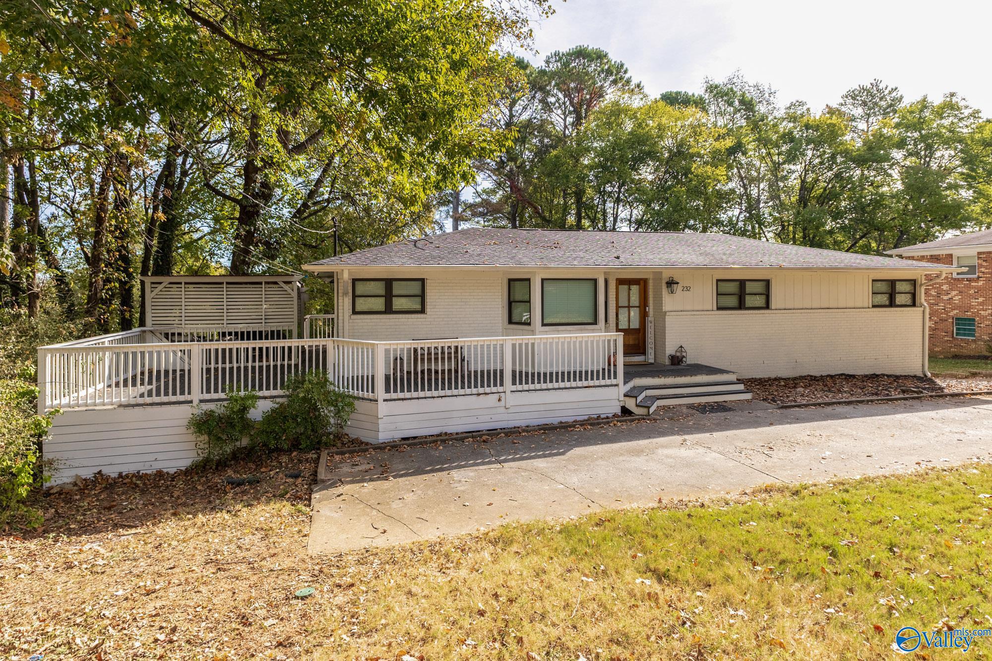 232 High Road