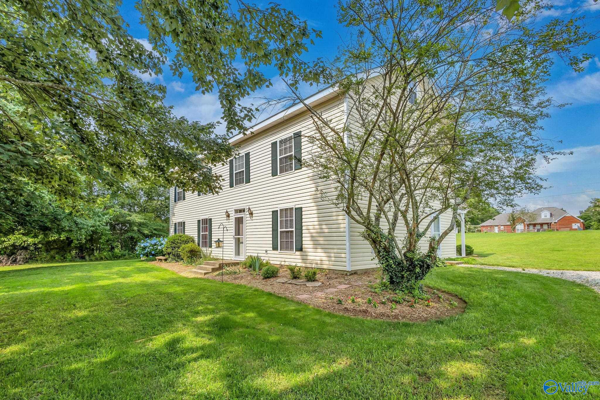 152 Old Vaughn Bridge Road, Hartselle, Alabama image 1