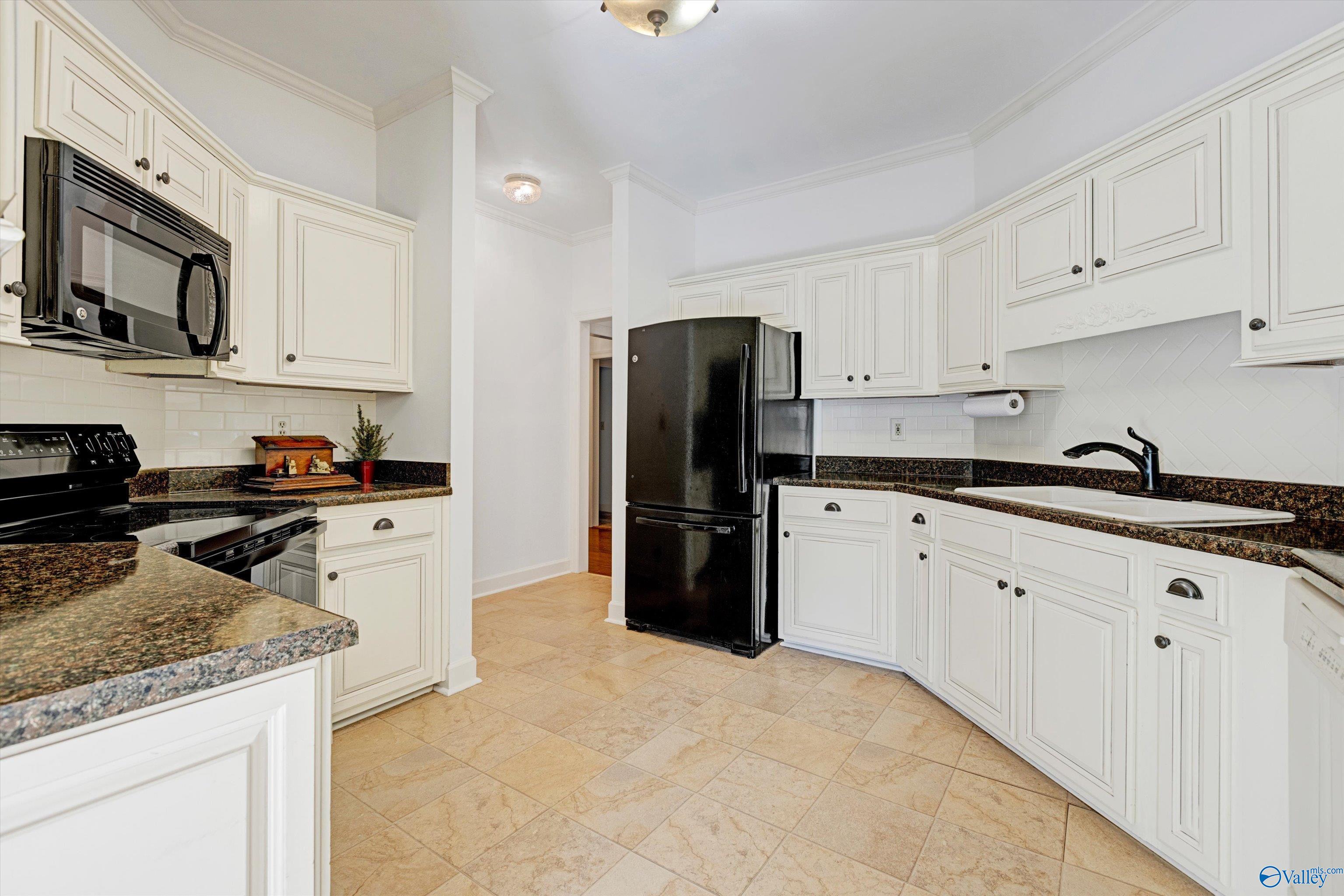 100 Spinnaker Ridge Drive, Huntsville, Alabama image 16