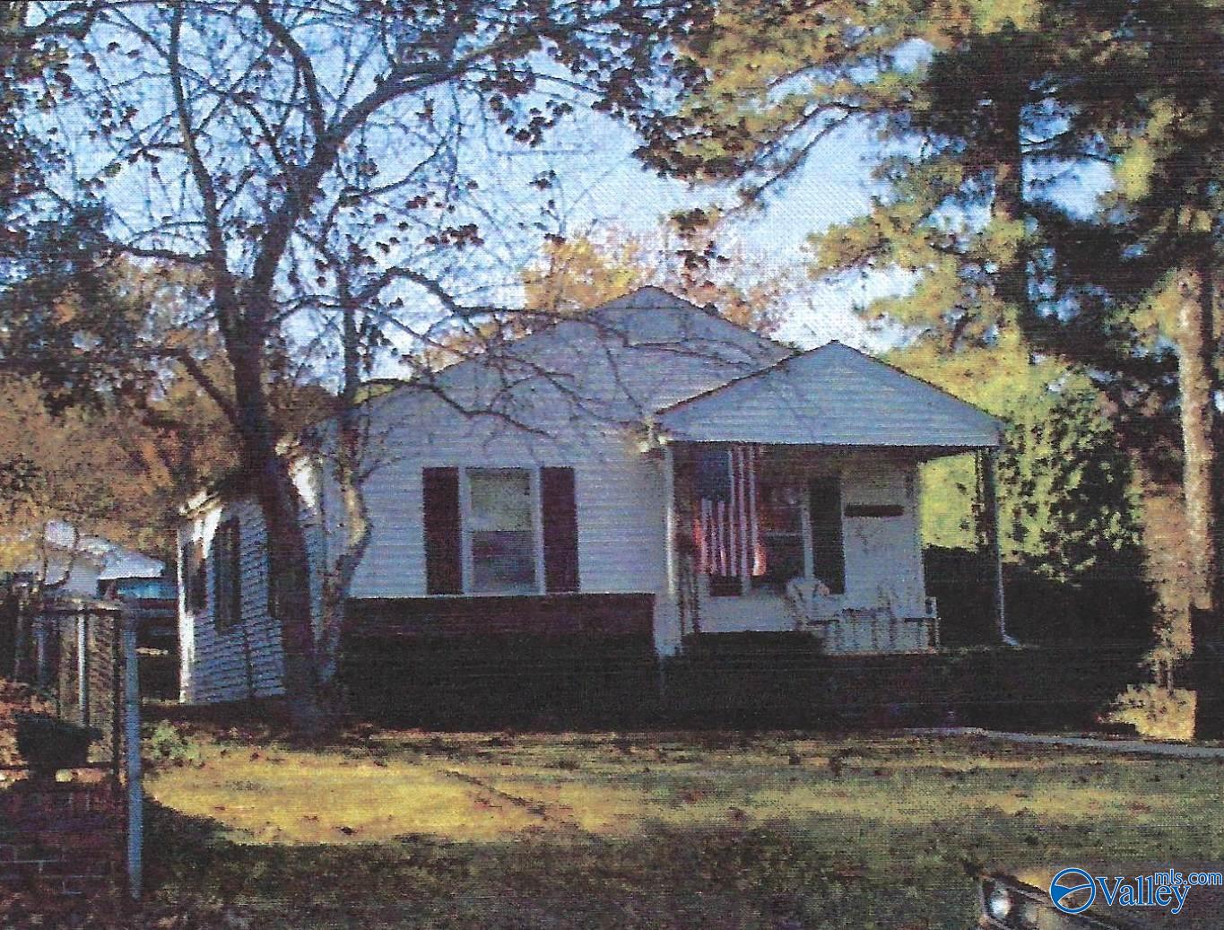 2116 Dunlap Avenue, Guntersville, Alabama image 2