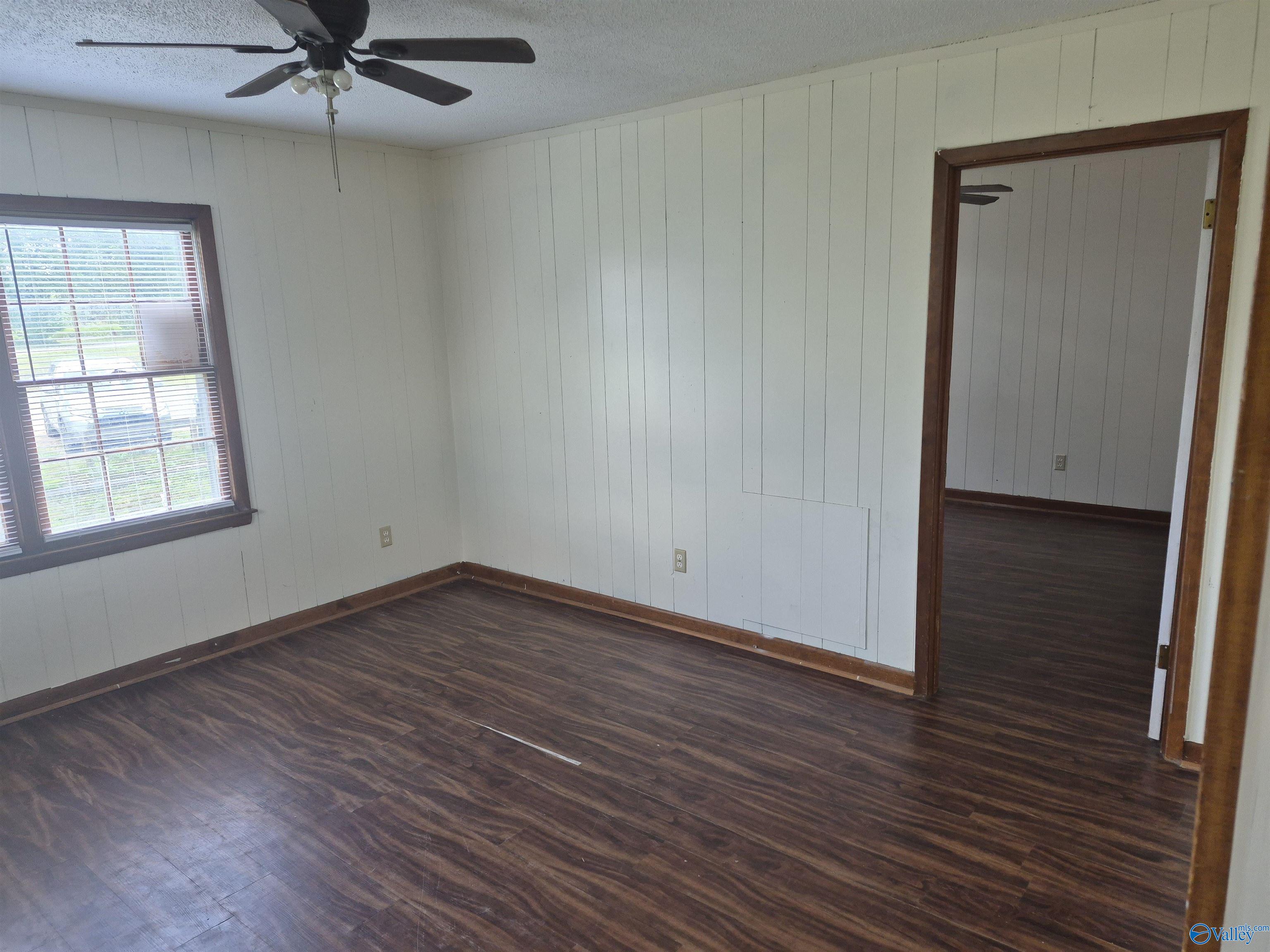 8921 Frankfort Road
