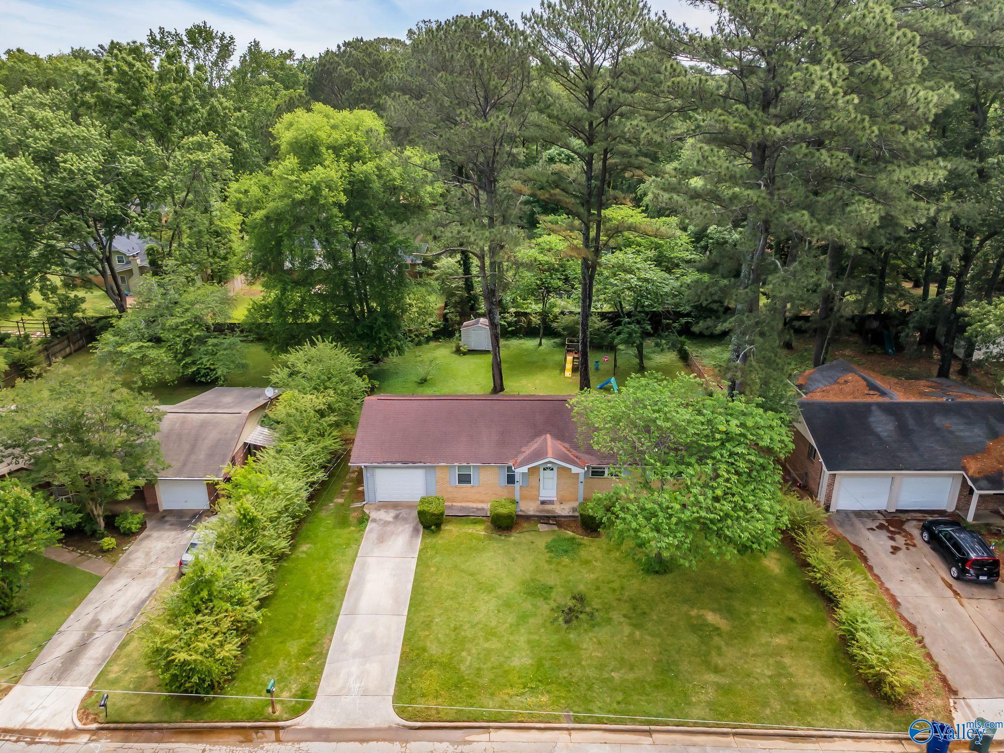 518 Delaney Road NW