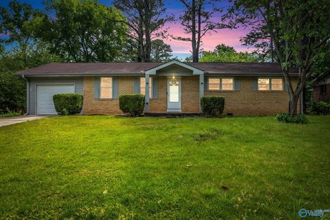Homes For Sale - 518 Delaney Road<br/> Huntsville, AL 35806