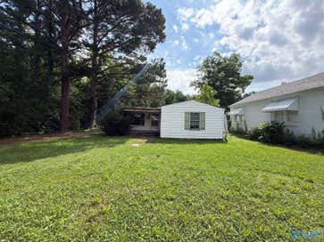 308 Bethel Street Hartselle AL 35640