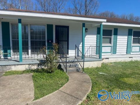 Homes For Sale - 50 Rainbow City Drive<br/> Lauderdale County, Florence, AL 35633