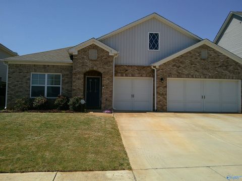 Homes For Sale - 104 Hutchinson Road<br/> Madison, AL 35756