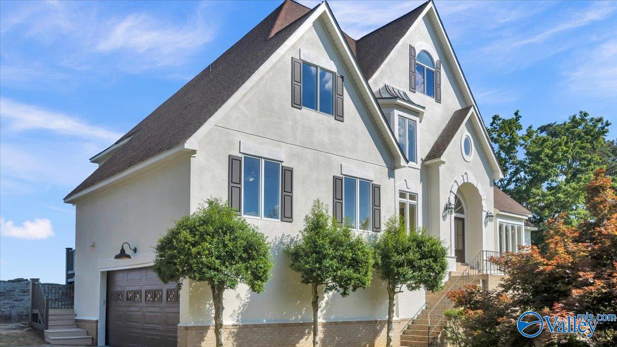 1507 Bellevue Drive