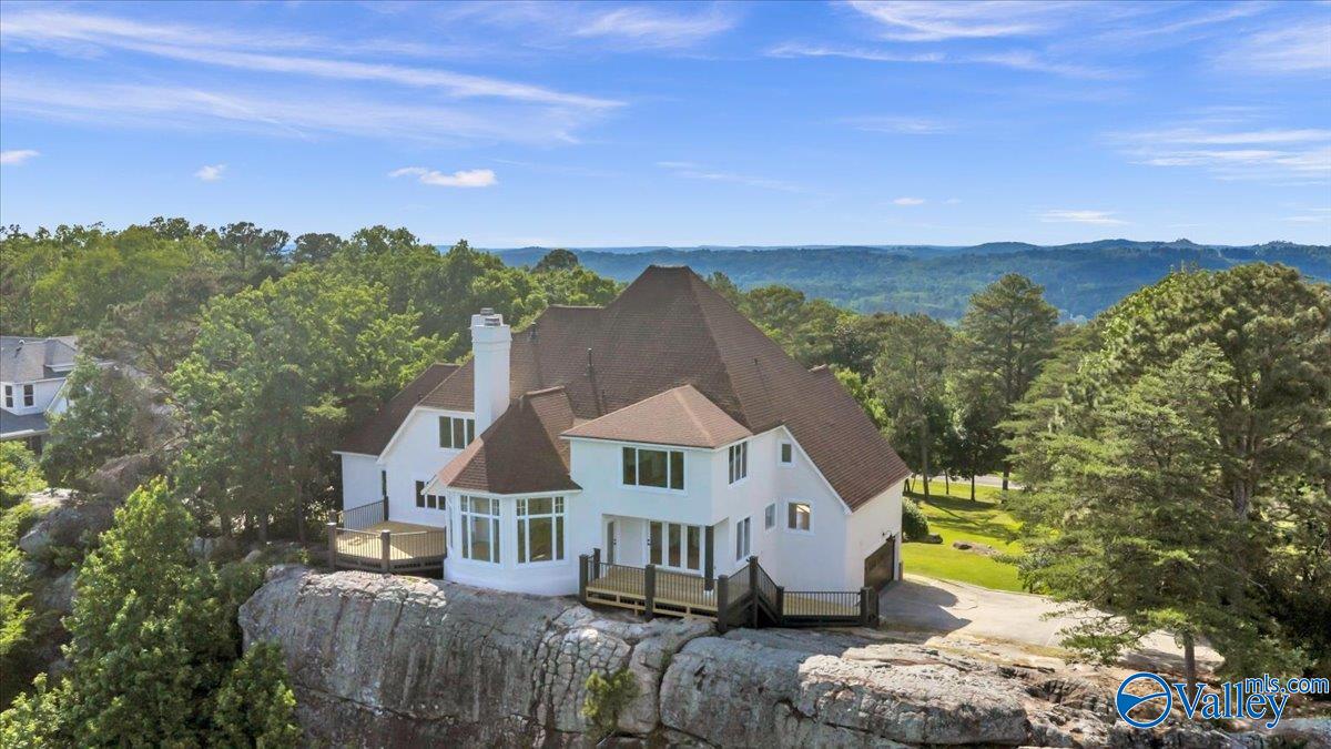 1507 Bellevue Drive