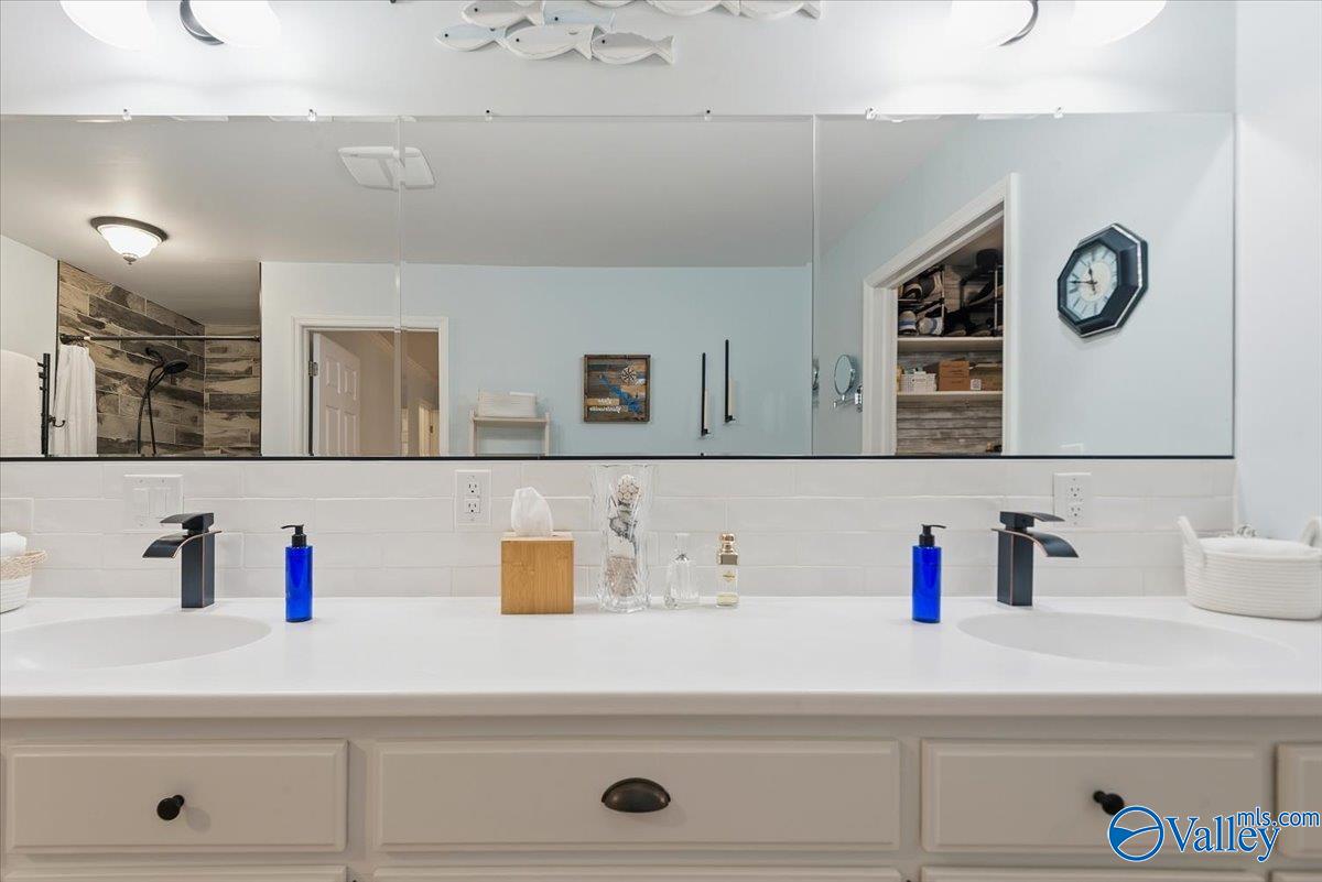 3018 Woodvue Road, Guntersville
