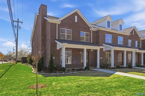 Townhouse For Sale - 207 Marsheutz Avenue<br/> Huntsville, AL 35801