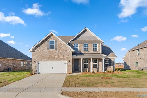 Homes For Sale - 20573 English Ivy Lane<br/> Limestone County, Athens, AL 35611