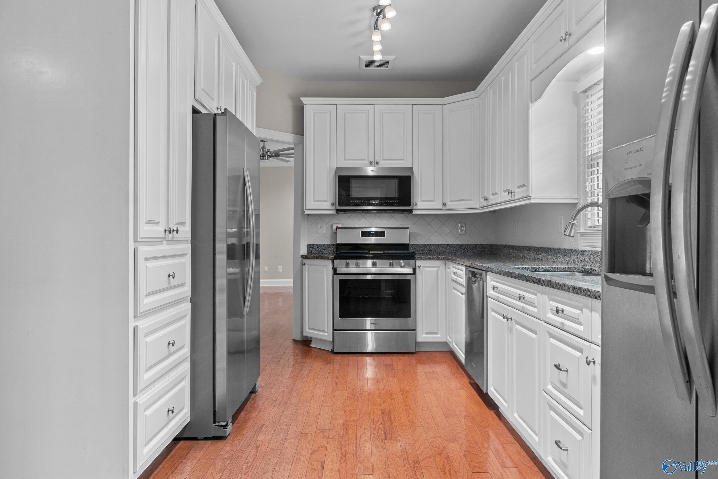 5010 Somerby Drive, Huntsville, Alabama image 9