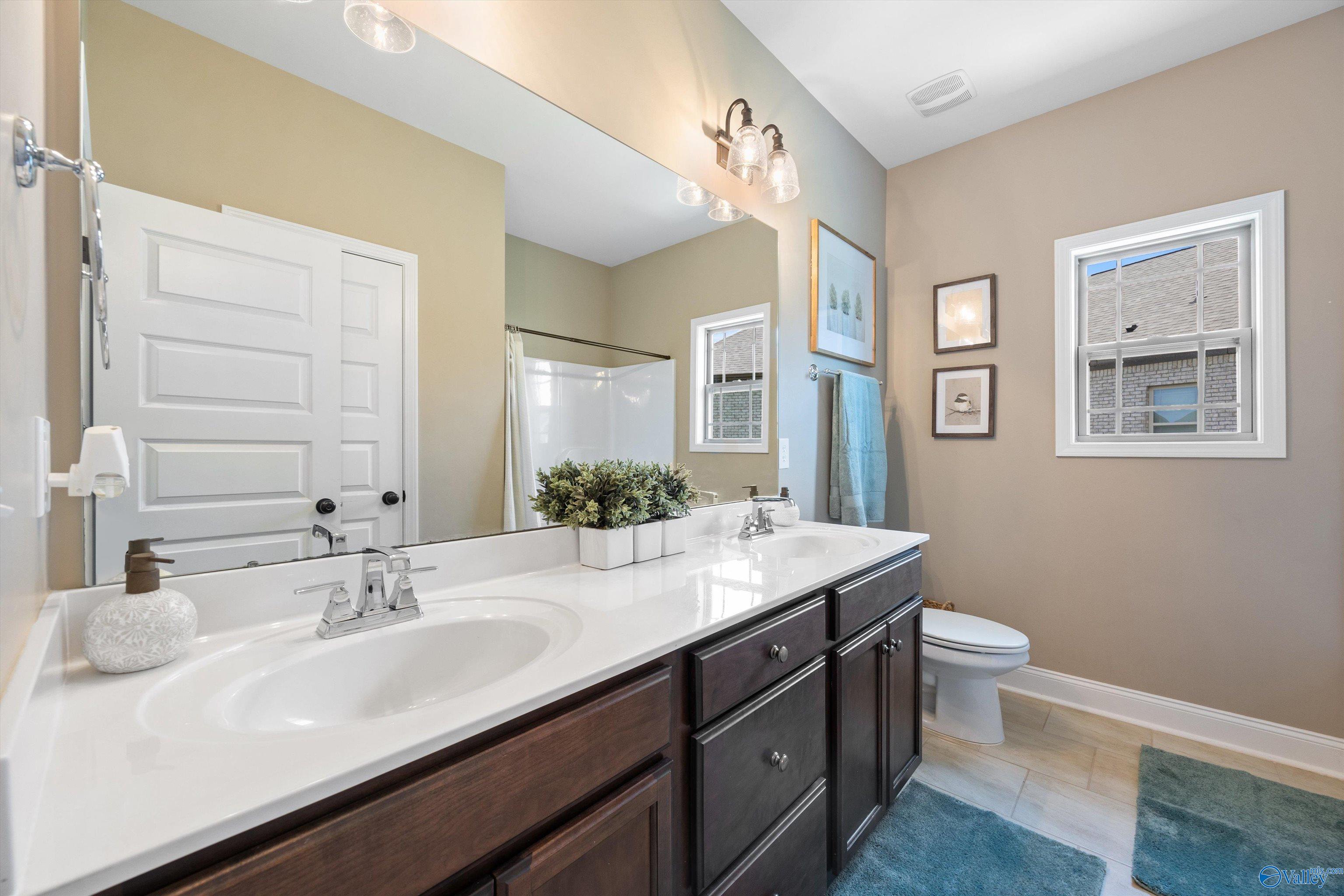 7417 Flint Crossing Circle, Owens Cross Roads, Alabama image 39