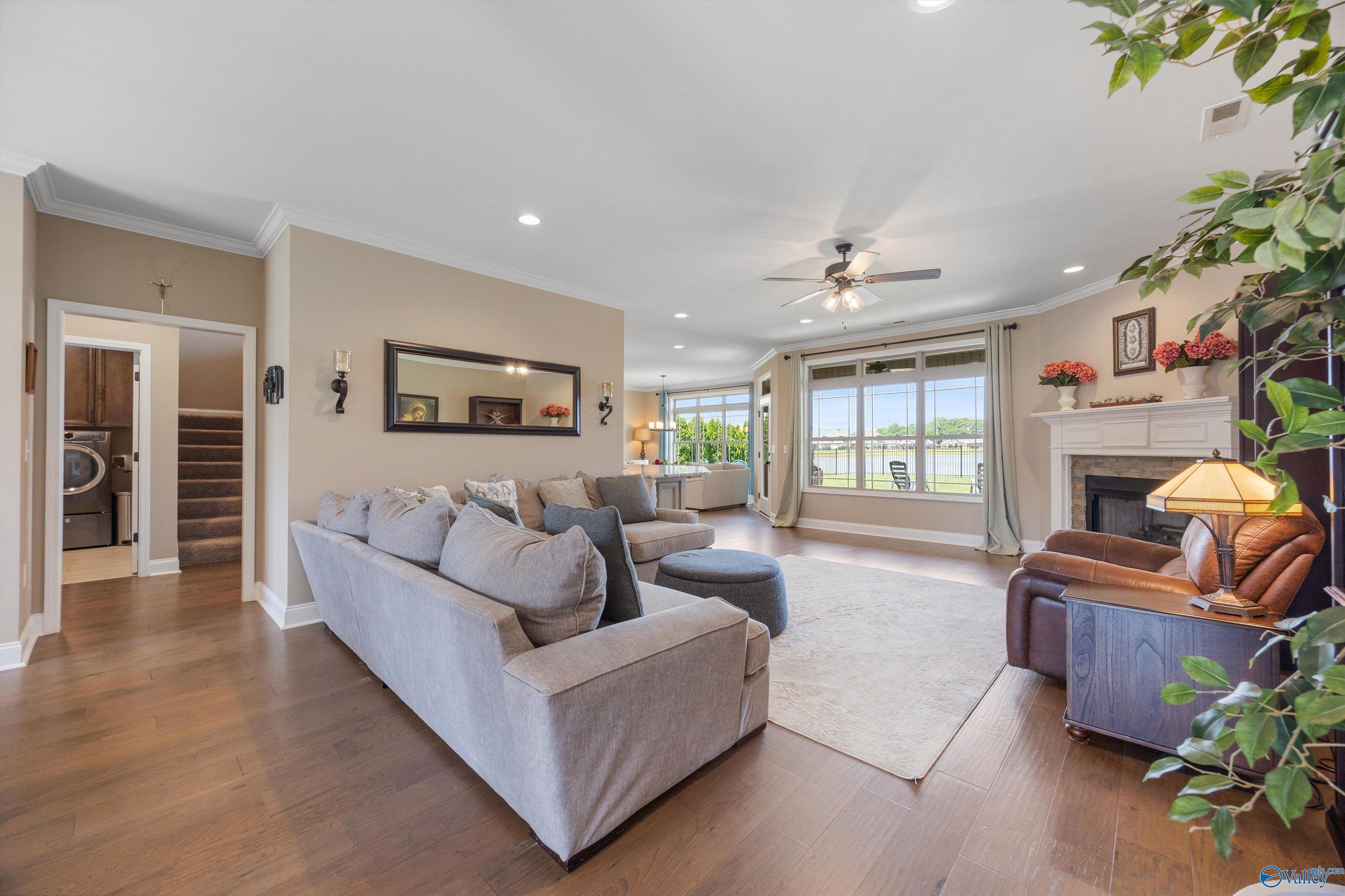 7417 Flint Crossing Circle, Owens Cross Roads, Alabama image 8