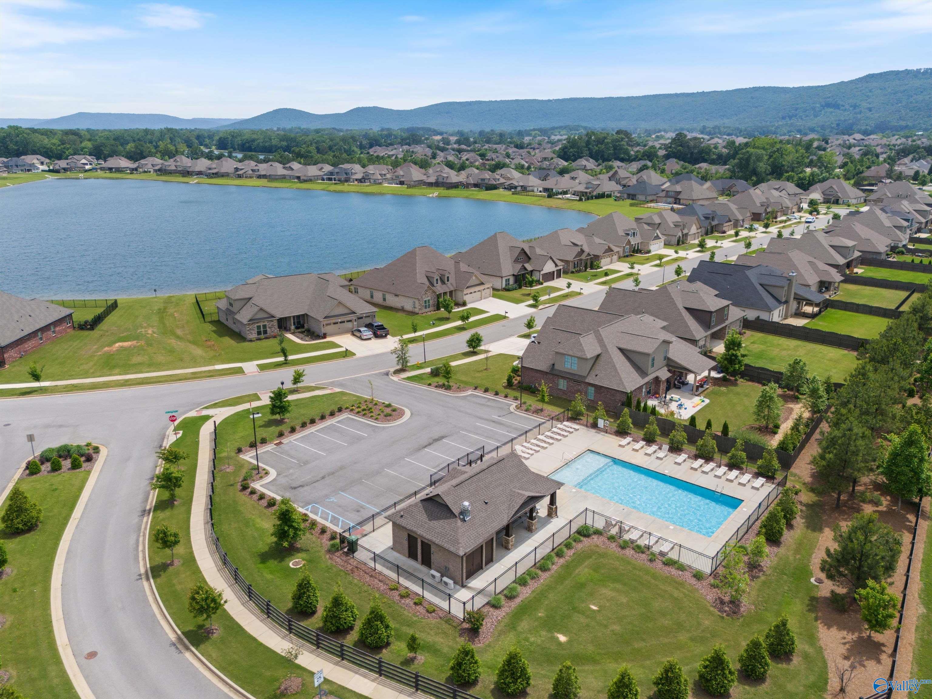 7417 Flint Crossing Circle, Owens Cross Roads, Alabama image 50