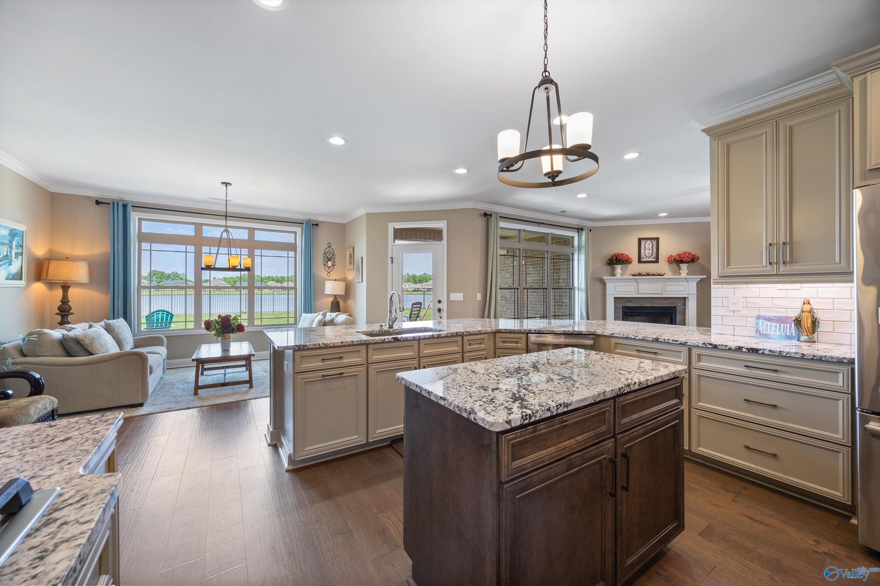 7417 Flint Crossing Circle, Owens Cross Roads, Alabama image 13