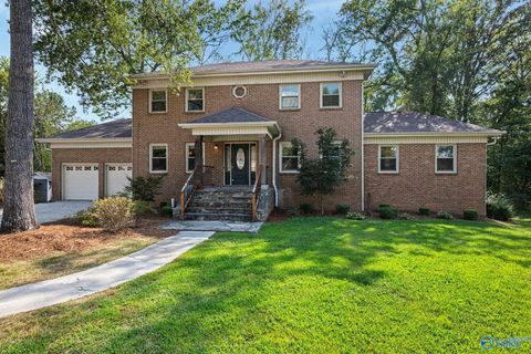 Homes For Sale - 1019 Way Thru The Woods<br/> Decatur, AL 35603