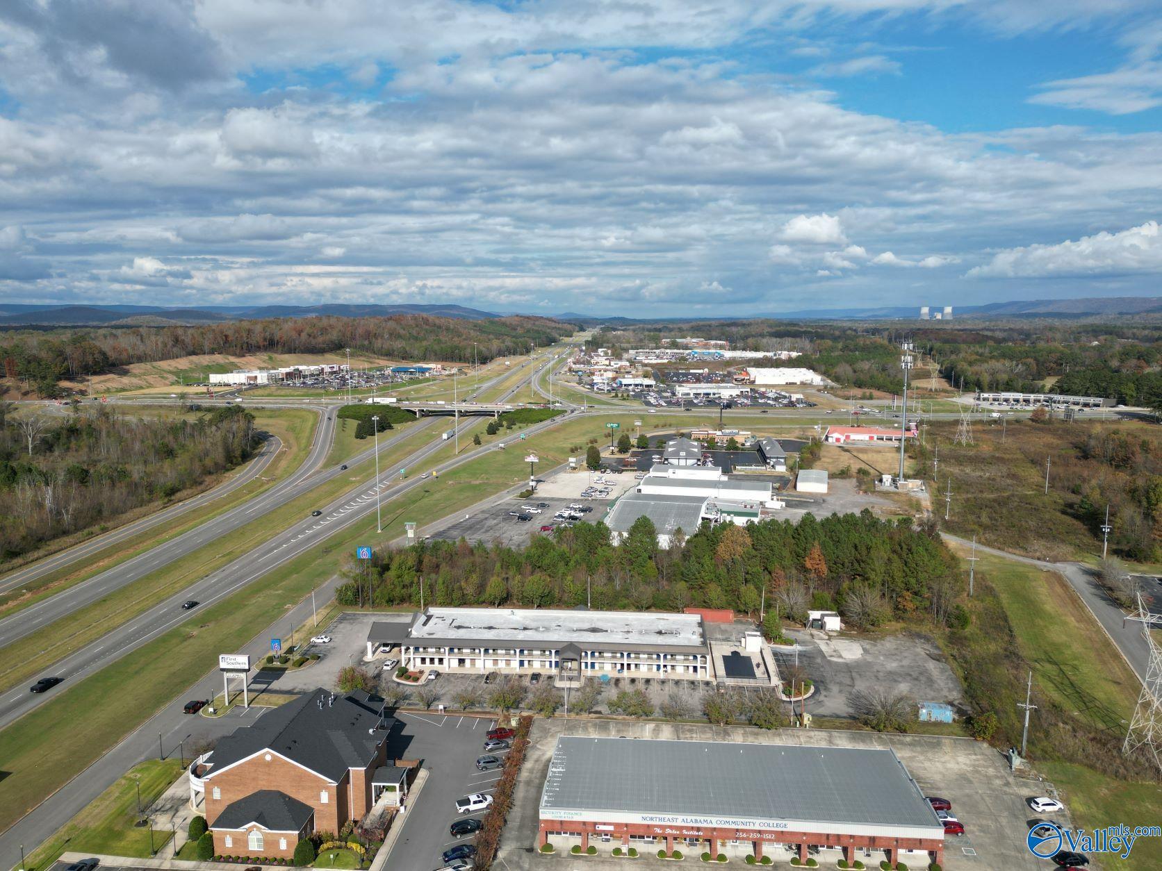 Scottsboro, Alabama 35769, United States, ,Commercial,Active,74121