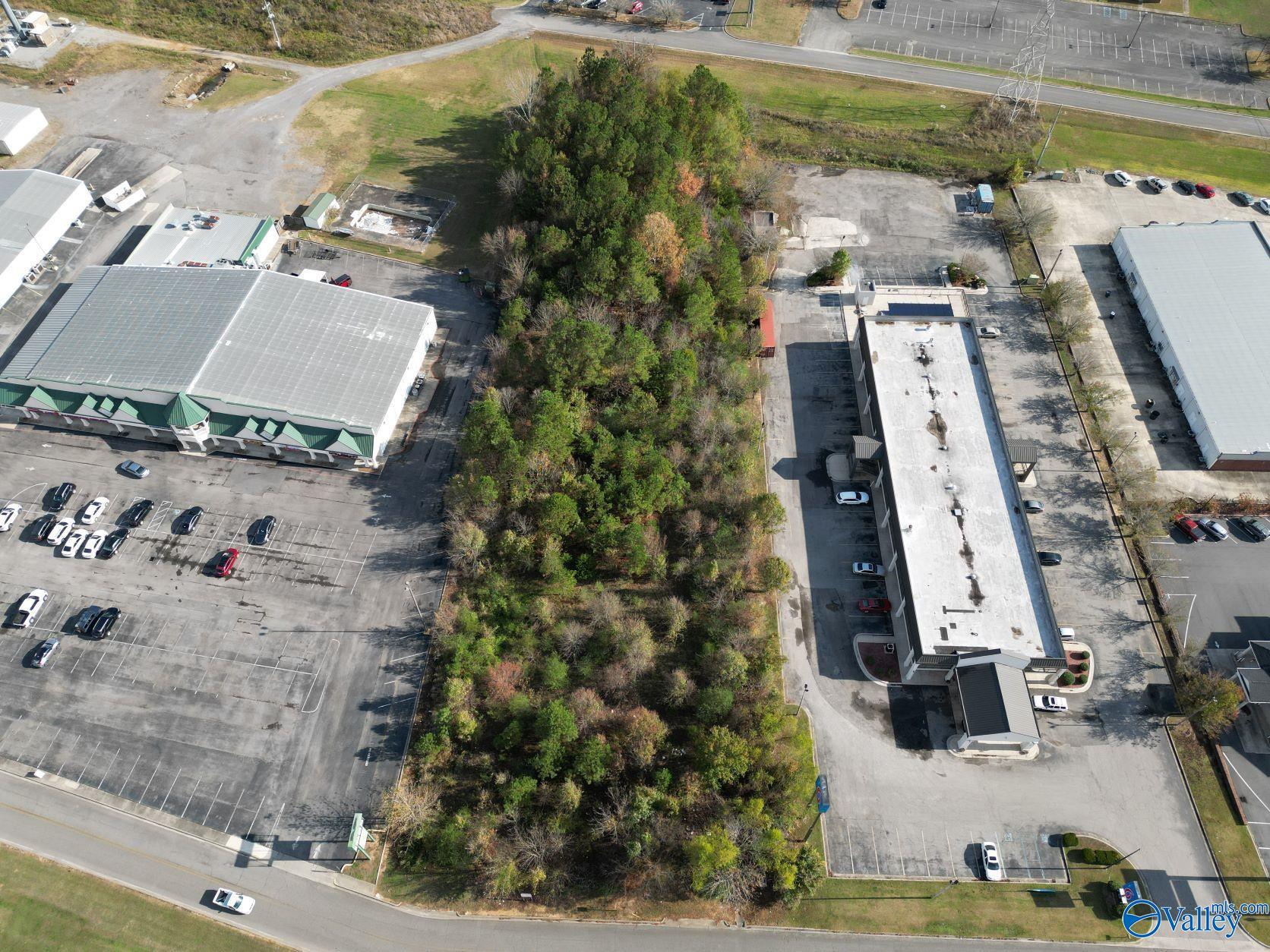 Scottsboro, Alabama 35769, United States, ,Commercial,Active,74121