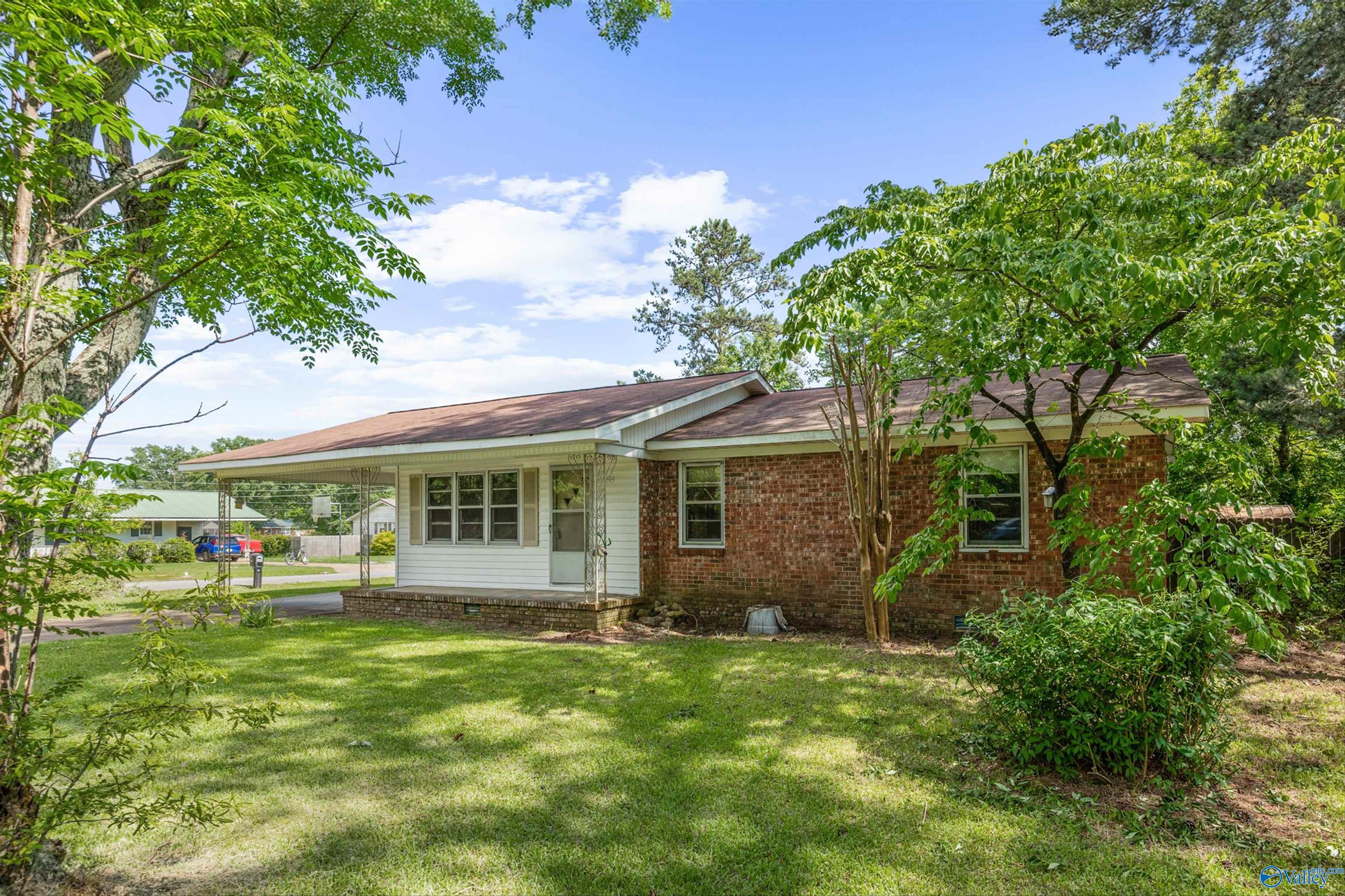 1004 Crestline Place, Hartselle, Alabama image 3
