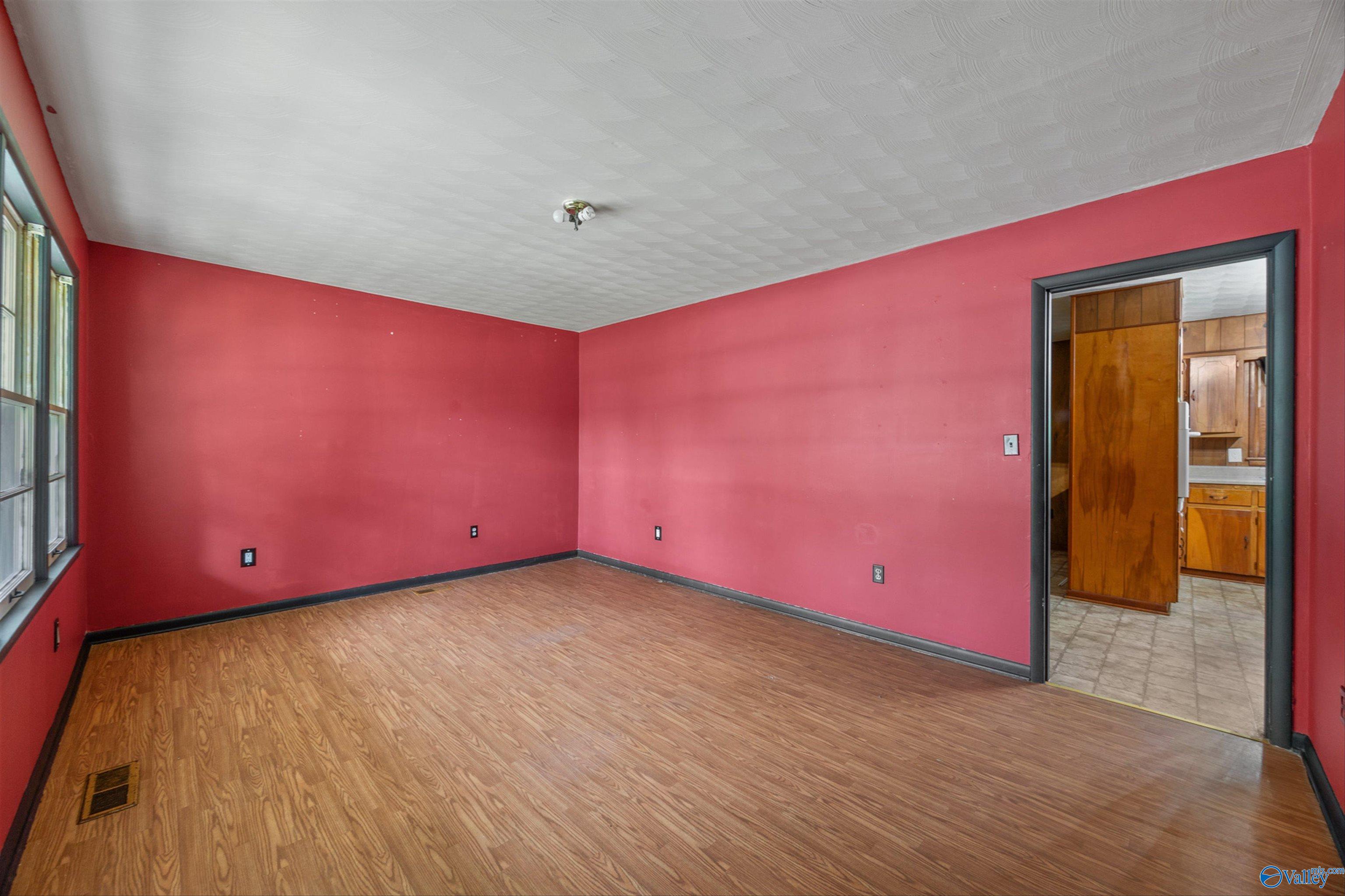 1004 Crestline Place, Hartselle, Alabama image 5