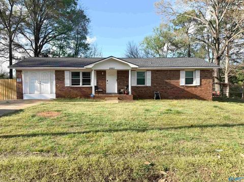 Homes For Sale - 2802 Sparkman Drive<br/> Huntsville, AL 35810