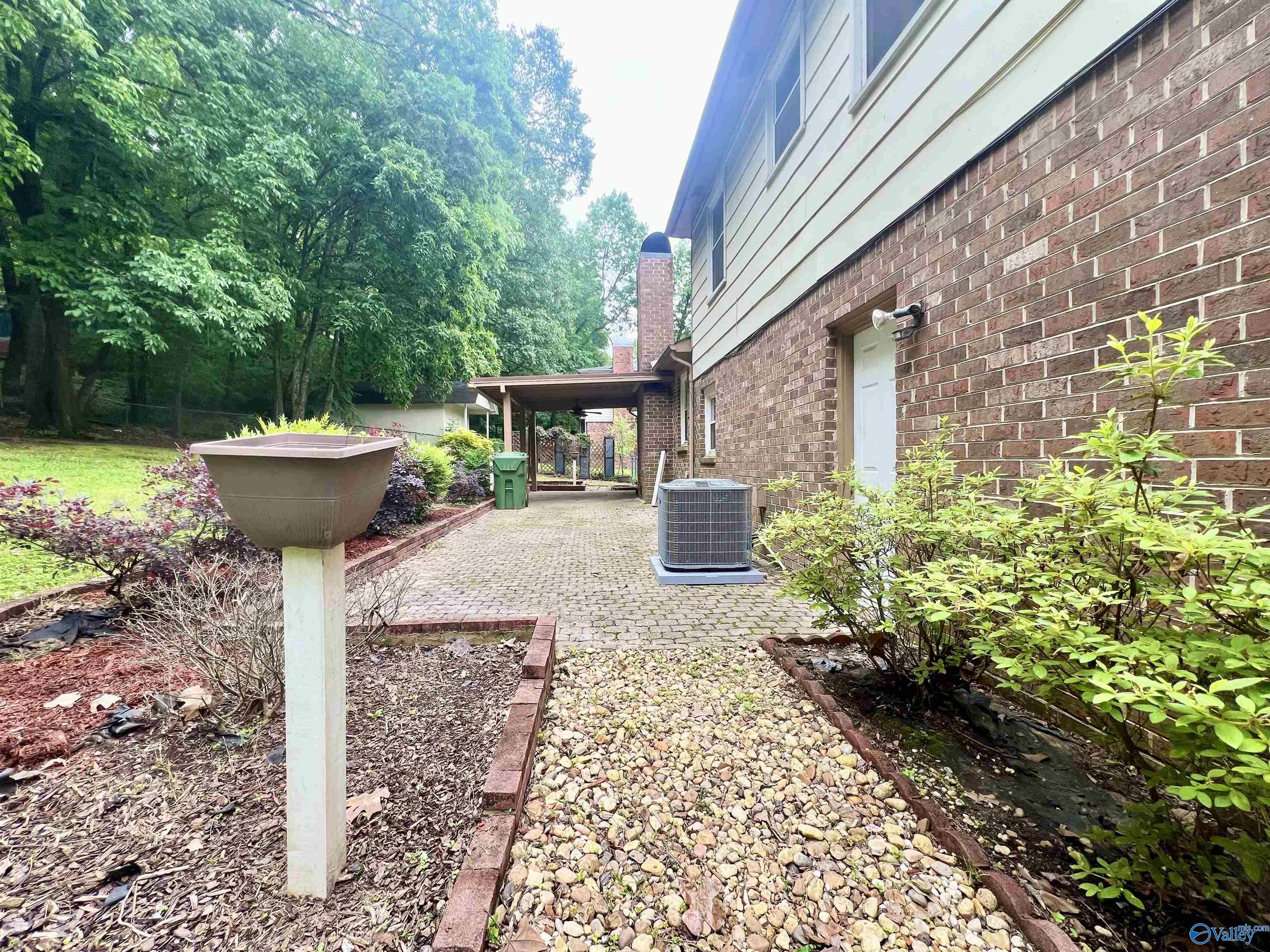 11207 Suncrest Drive, Huntsville, Alabama image 6