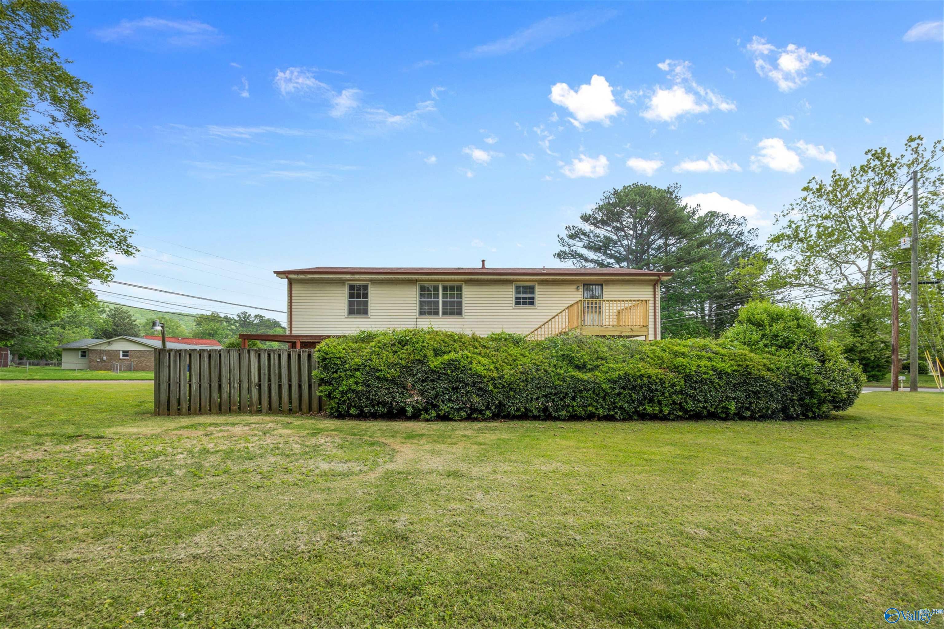 3911 Gardenside Drive, Huntsville, Alabama image 30