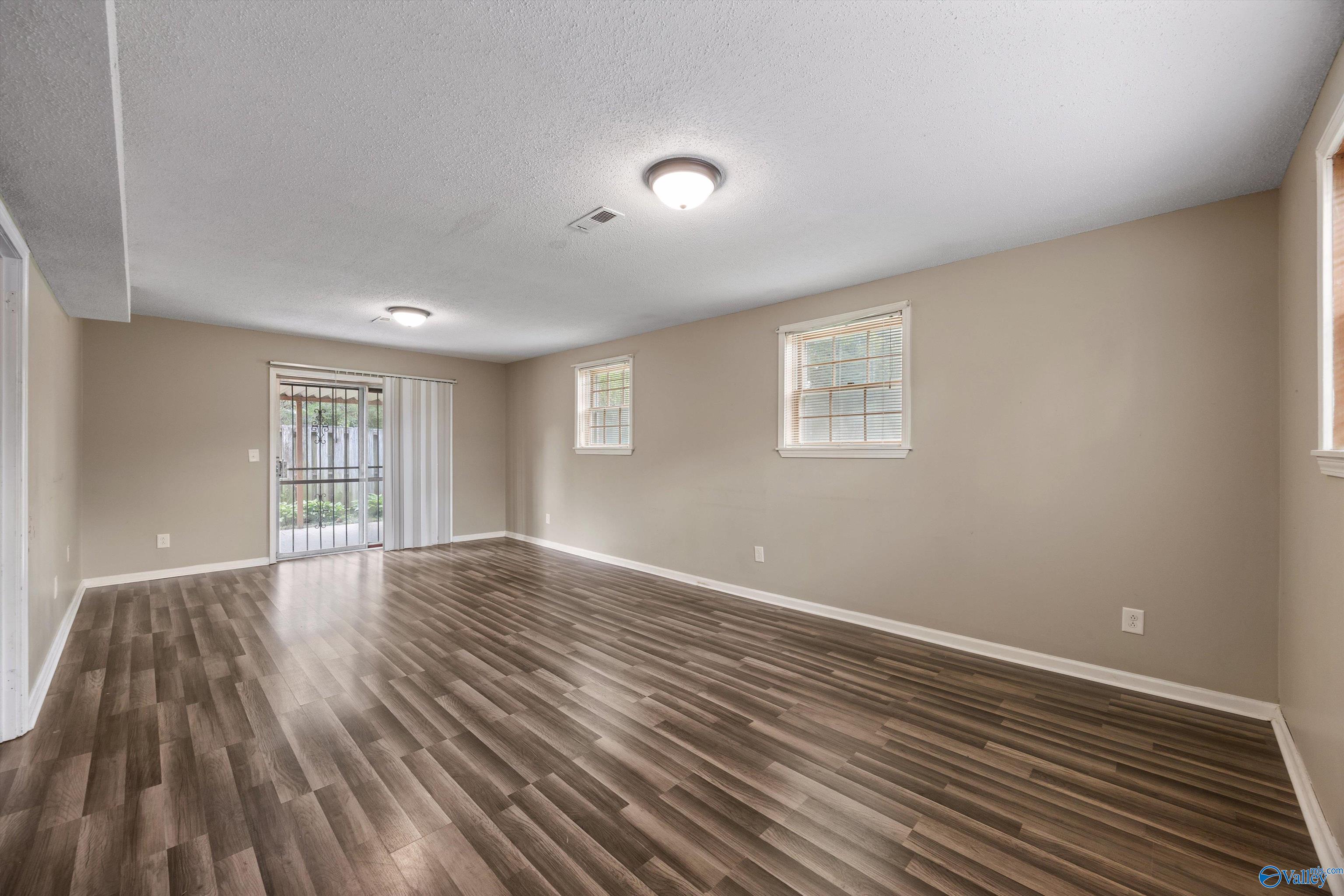 3911 Gardenside Drive, Huntsville, Alabama image 24