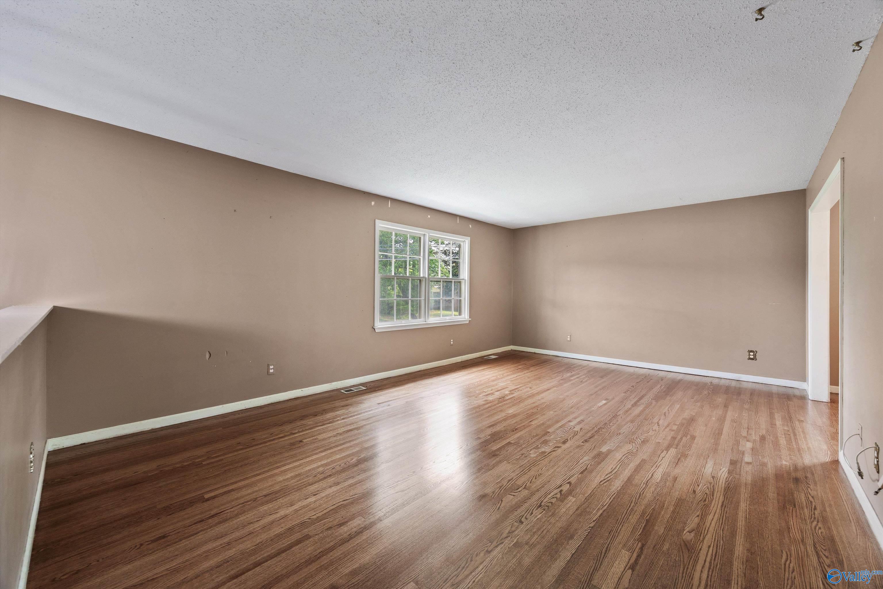 3911 Gardenside Drive, Huntsville, Alabama image 5