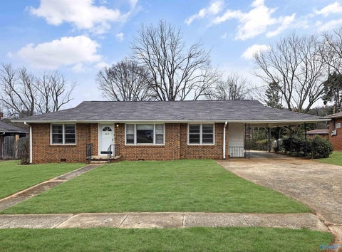 Homes For Rent - 2610 Oakwood Avenue<br/> Madison County, Huntsville, AL 35810