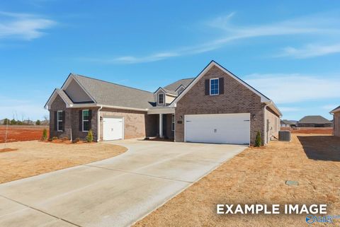 Homes For Sale - 106 Creek Park Drive<br/> Meridianville, AL 35759