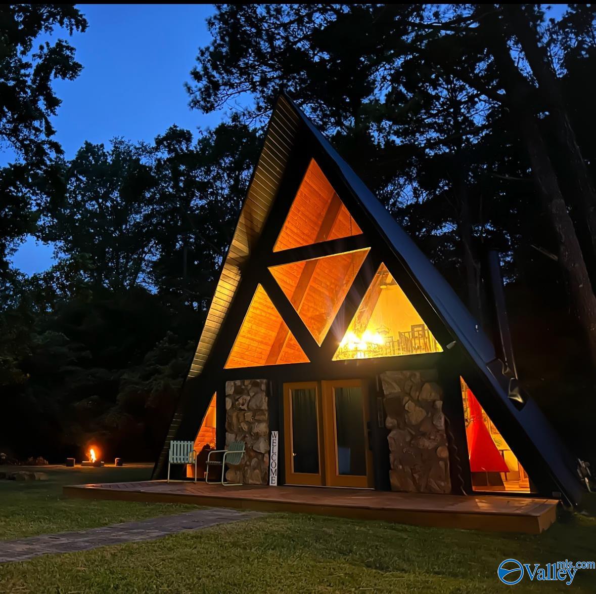 2406 Crockett Circle, Guntersville, Alabama image 1