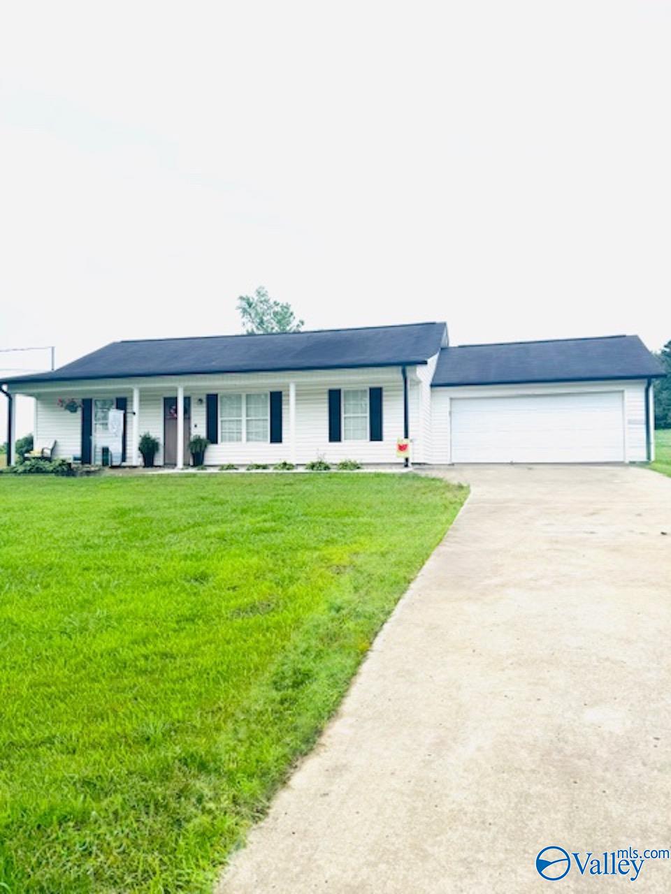 671 Watts Road, Boaz, Alabama image 1