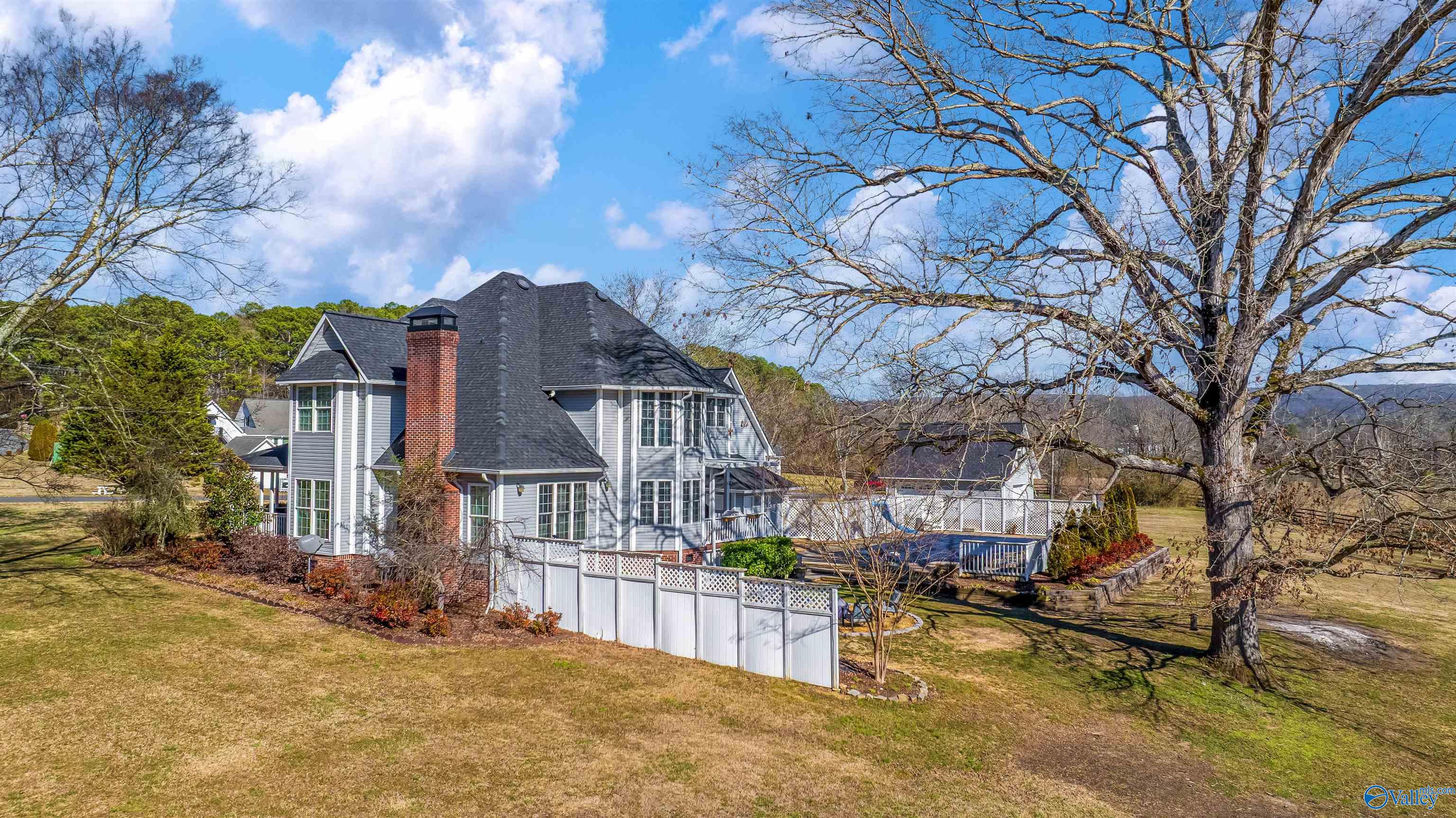 1760 Creek Drive, Fort Payne, Alabama image 9