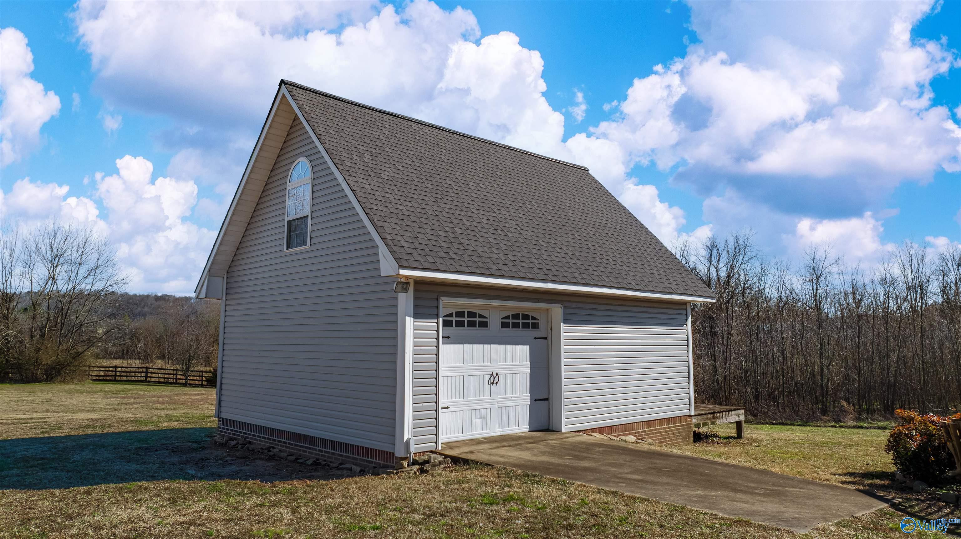 1760 Creek Drive, Fort Payne, Alabama image 10