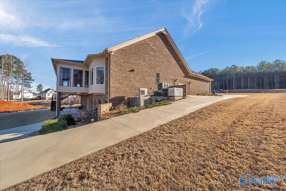 565 Goose Pond Island Drive, Scottsboro, Alabama image 8