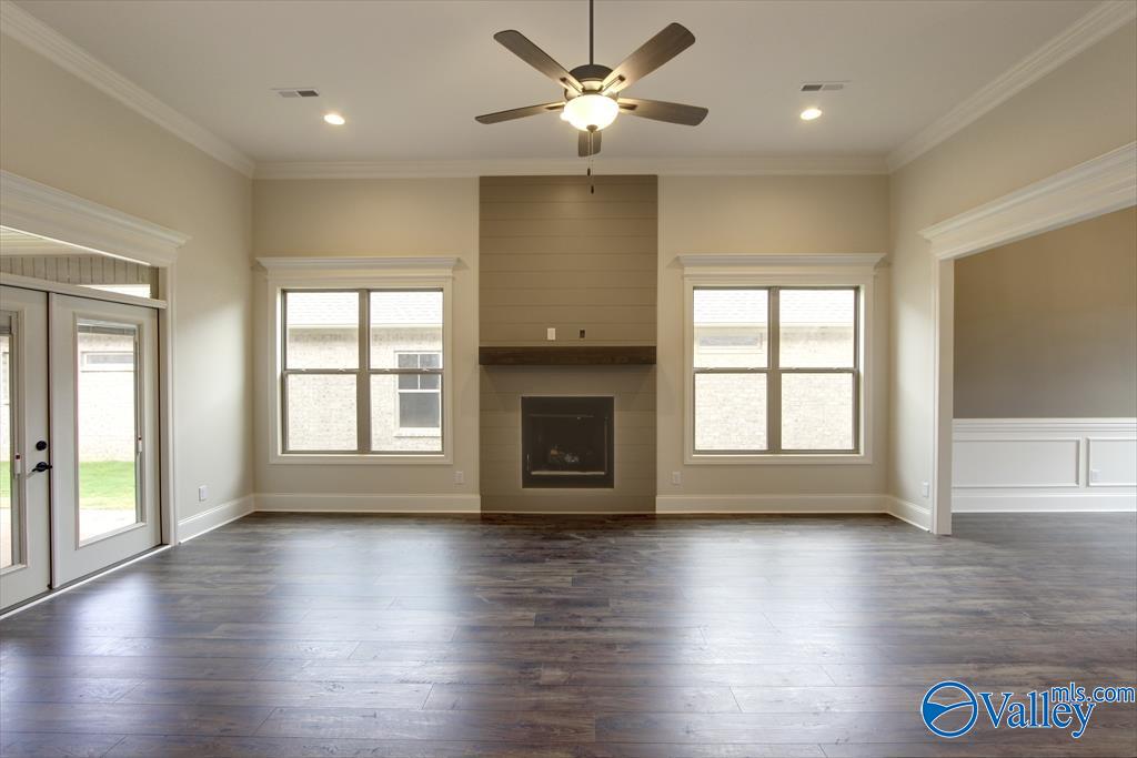 12404 Narayan Street