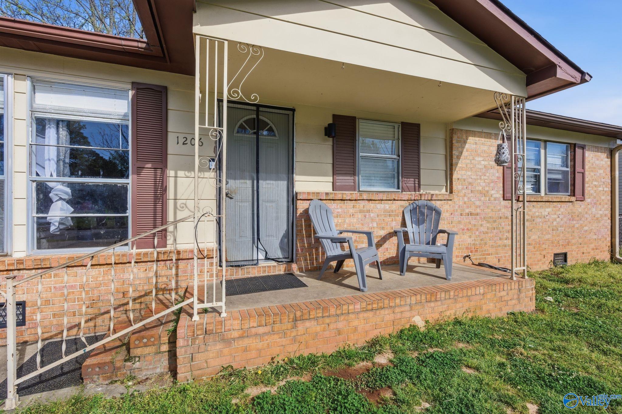 1206 Newman Avenue SW