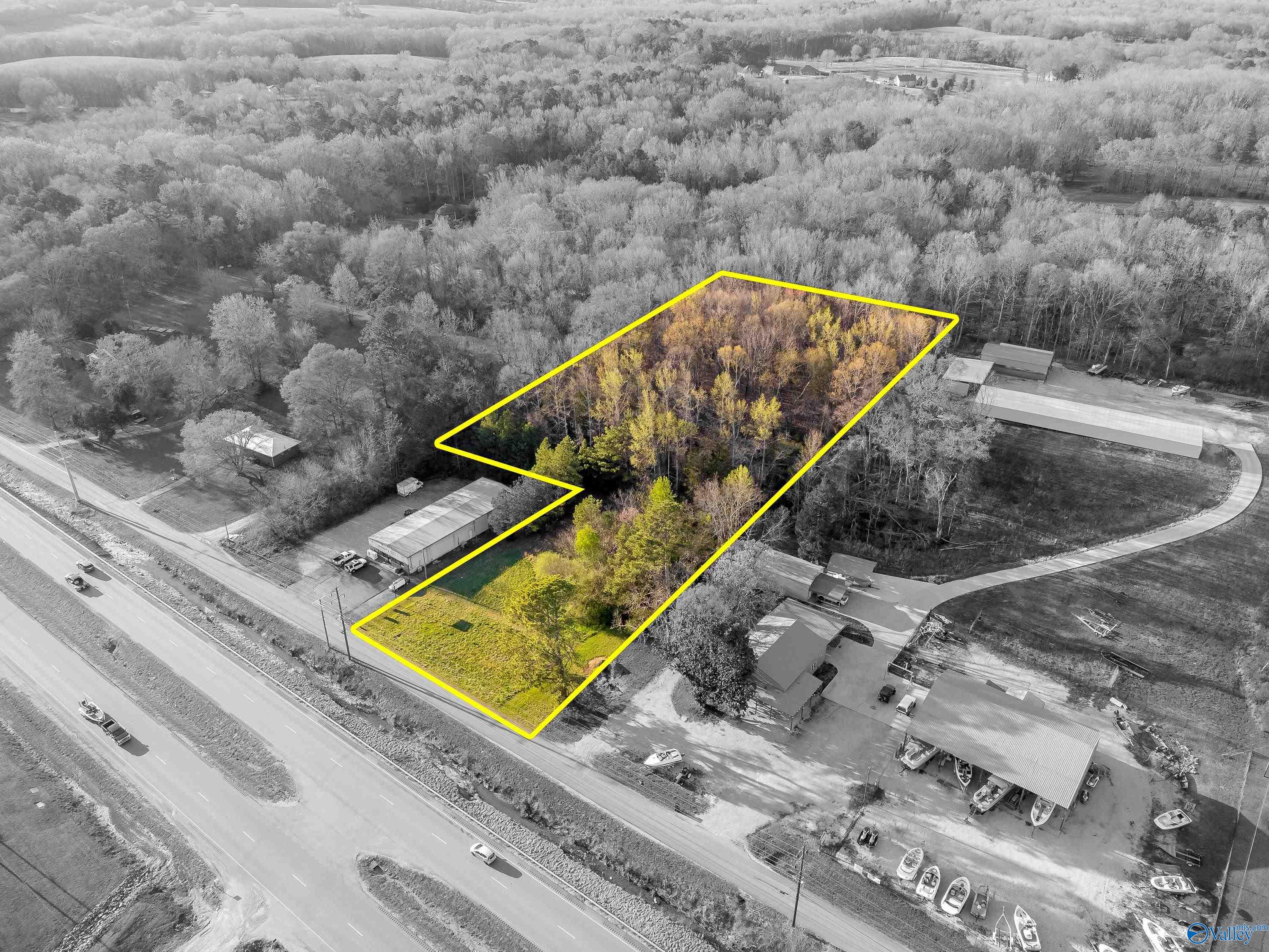 3.00 Acres Elm Drive, Killen, Alabama image 2